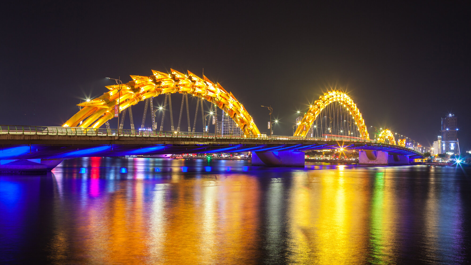 Dragon Bridge and the Han River at night
